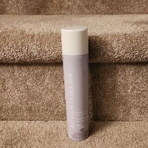 Rodan + Fields Refresh + Dry Shampoo 8oz 196mL